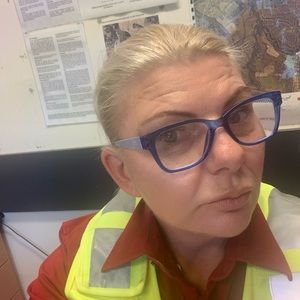 Meet your Posher, Gina